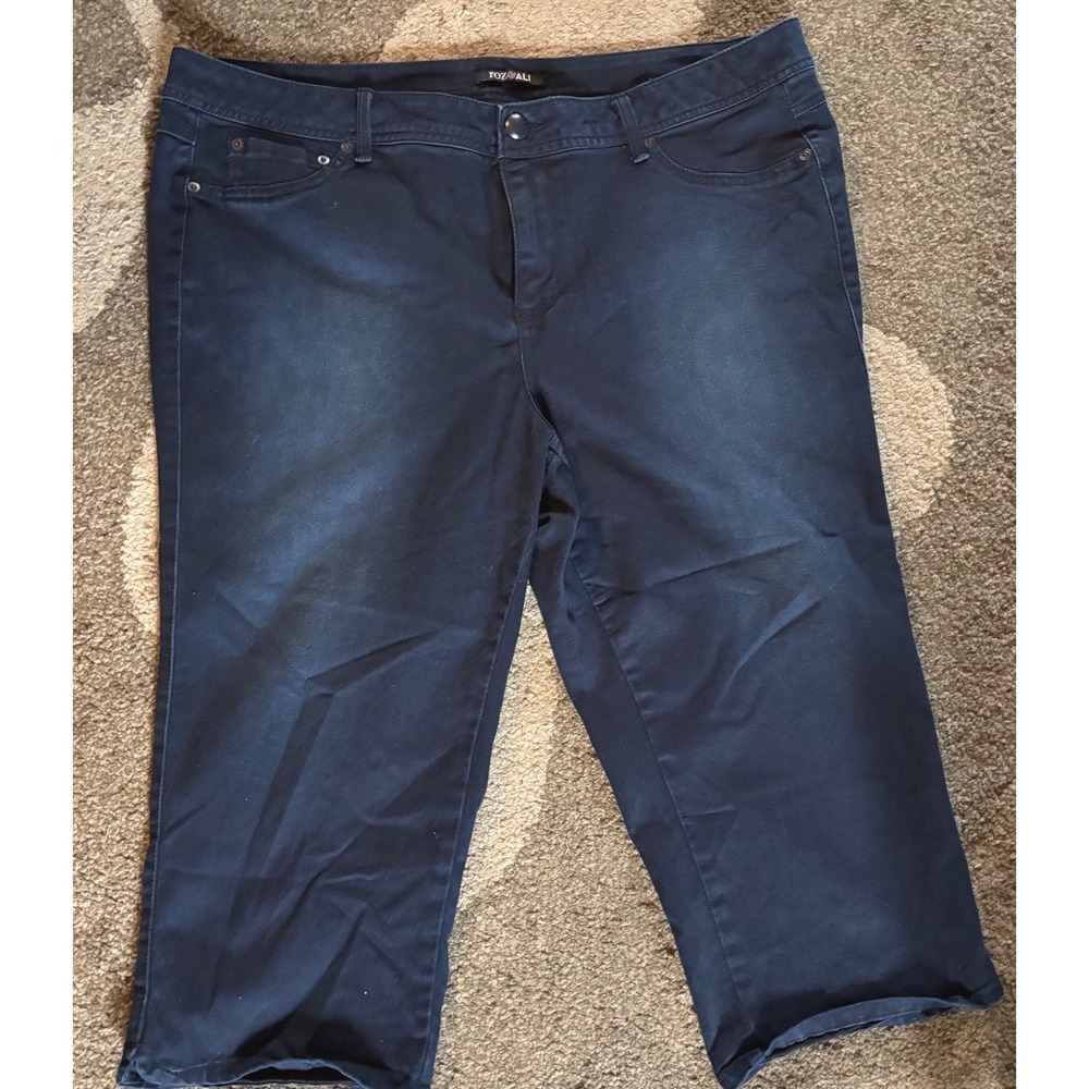 Roz & Ali Women Dark Wash Denim Capris Cropped Jeans Stretch Blue Pants
